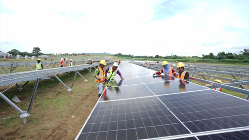 Como melhorar a eficiência da geração de energia das estações solares?