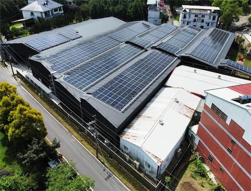 Sistema solar de 320 kW em fábrica na Geórgia